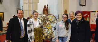 Glynmil young people create homage to Gypsy/Roma Holocaust victims
