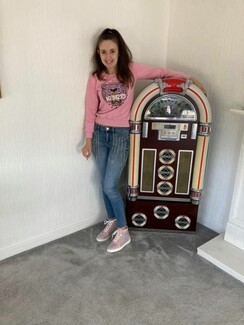 Charlotte and her jukebox