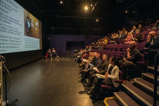 Audience listening to Professor Thomas Acton © Bela Varadi