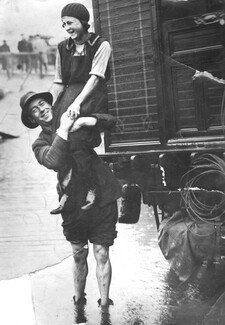 Alice Rowe & Catford Floods 1930s. Surrey History Centre collection number Z/561/21