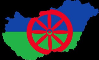 By cmglee, Thommy9, Dahn - Hungary stub.svgEight-spoked wheel flag used by Hungarian Romanies.svg, CC BY-SA 4.0, https://commons.wikimedia.org/w/index.php?curid=190897207