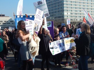 London Gypsies and Travellers march for more sites, London 2016 (c) Natasha Quarmby/Fields of Light