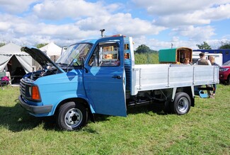 Ford Transit Mk2 powered by the legendary York diesel engine owned by Mr James Evans